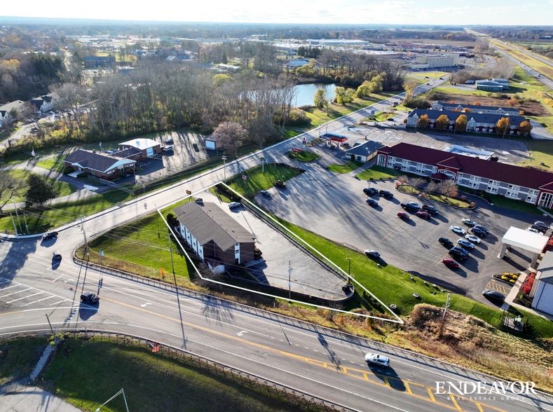 301 Oak St, Batavia, NY à vendre - Photo de l’immeuble – Image 2 sur 6