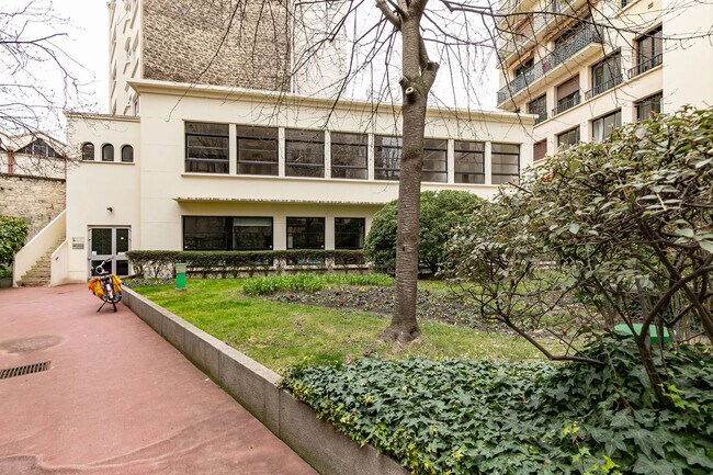 Plus de détails pour Rue Eugène Flachat, Paris - Logement à vendre