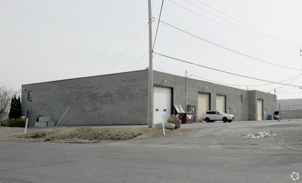 1420 Rue de Coulomb, Boucherville, QC à vendre - Photo principale – Image 1 sur 5