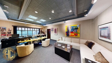 516 S 4th St, Las Vegas, NV à vendre Photo intérieure– Image 2 sur 17