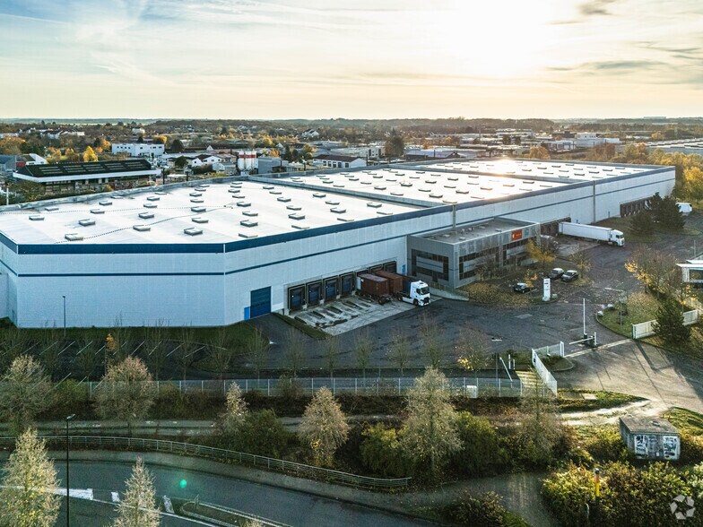 15 Boulevard De L'Europe, Combs-la-Ville à louer - Photo de l’immeuble – Image 2 sur 2