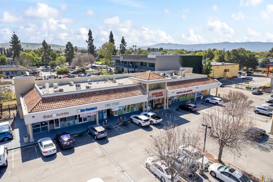 2559 S King Rd, San Jose, CA à vendre - Photo principale – Image 1 sur 1