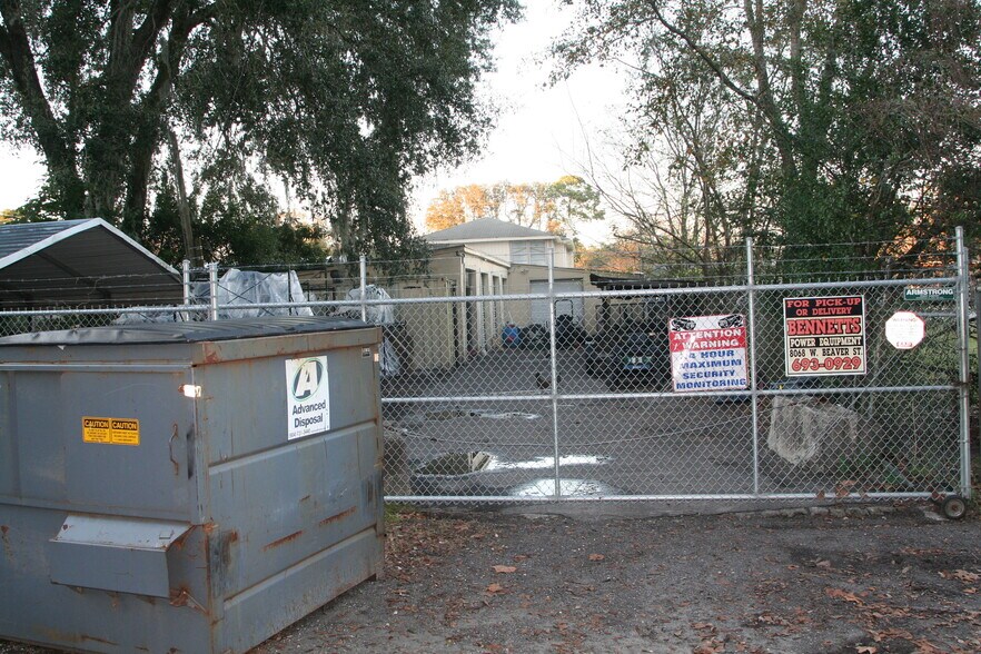 8068 Beaver St W, Jacksonville, FL à vendre - Photo de l’immeuble – Image 2 sur 2