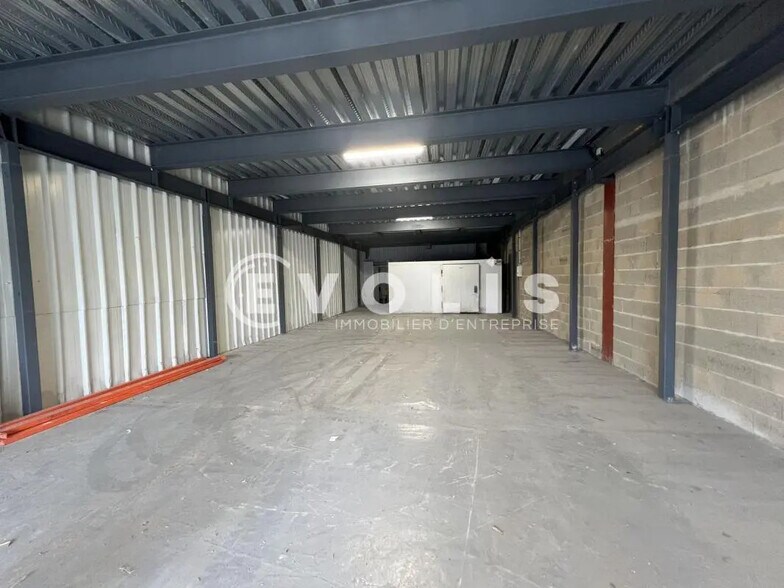 Local d’activités dans Valenton à louer - Photo de l’immeuble – Image 1 sur 6