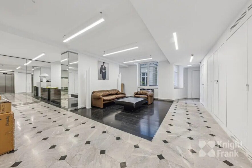 53 Avenue Hoche, Paris à louer - Photo de l’immeuble – Image 2 sur 9