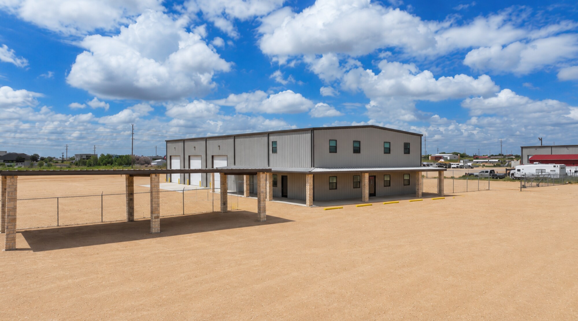 4800 E County 128 rd, Midland, TX à louer Photo de l’immeuble– Image 1 sur 37