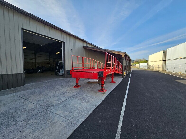 2172 NW Industrial Park Rd, Prineville, OR à louer - Photo de l’immeuble – Image 2 sur 6