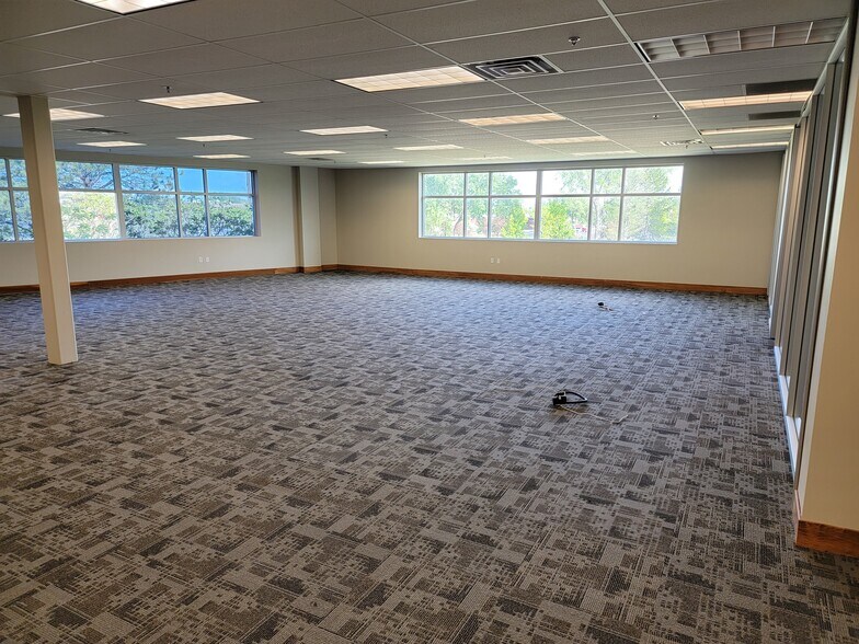 4548 Atherton Dr, Salt Lake City, UT à louer - Photo de l’immeuble – Image 3 sur 21