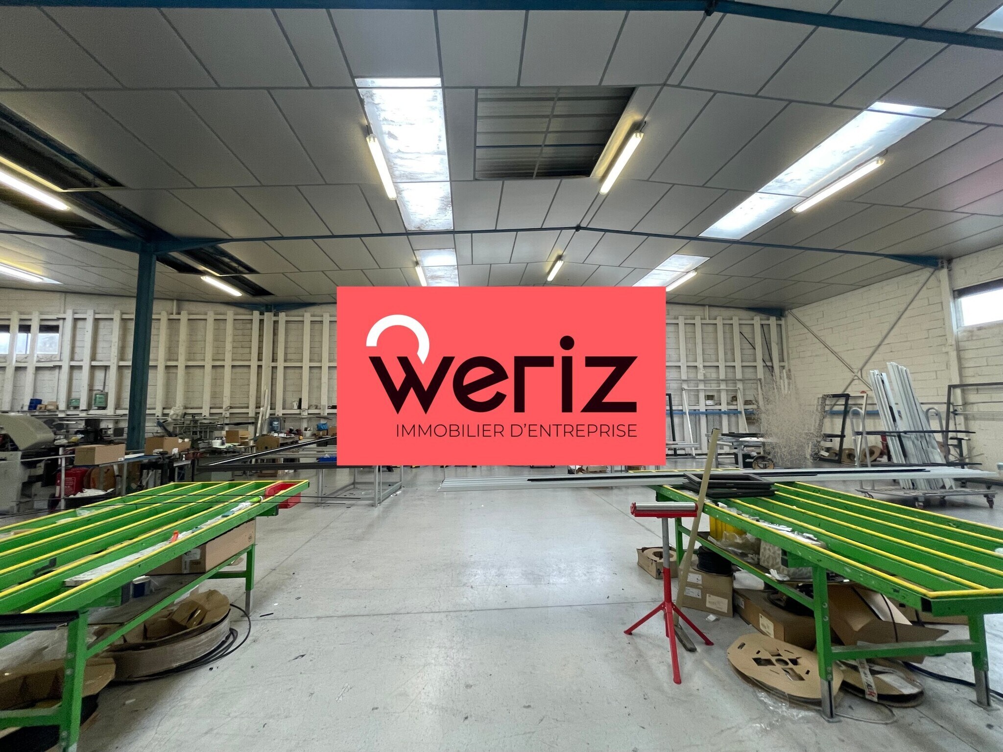 Industriel/Logistique dans Vitrolles à louer Photo de l’immeuble– Image 1 sur 11