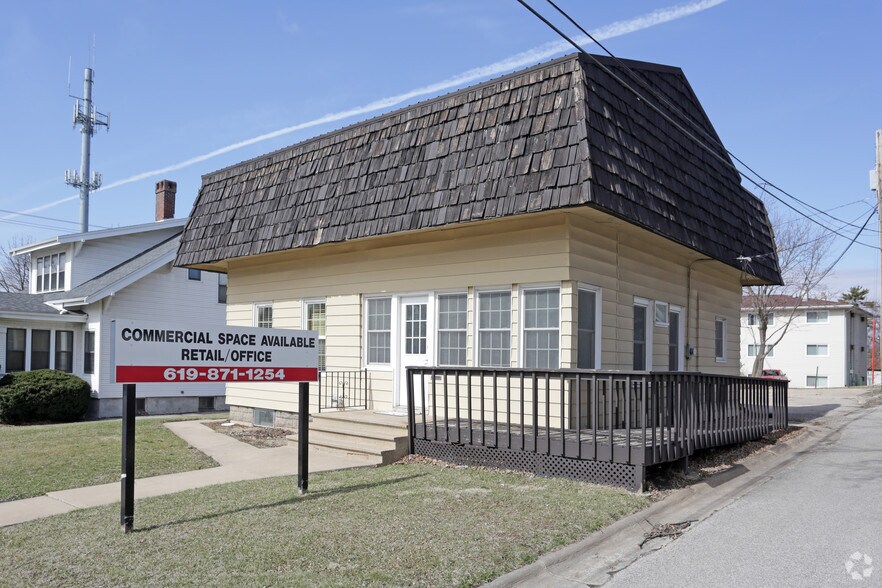 742 8th Ave, Marion, IA à vendre - Photo de l’immeuble – Image 3 sur 3
