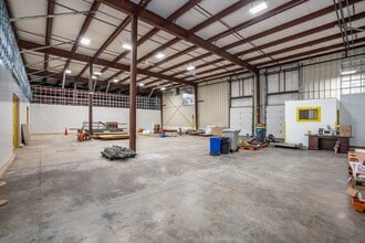 299 Industrial Ln, Torrington, CT à louer Photo intérieure– Image 1 sur 5