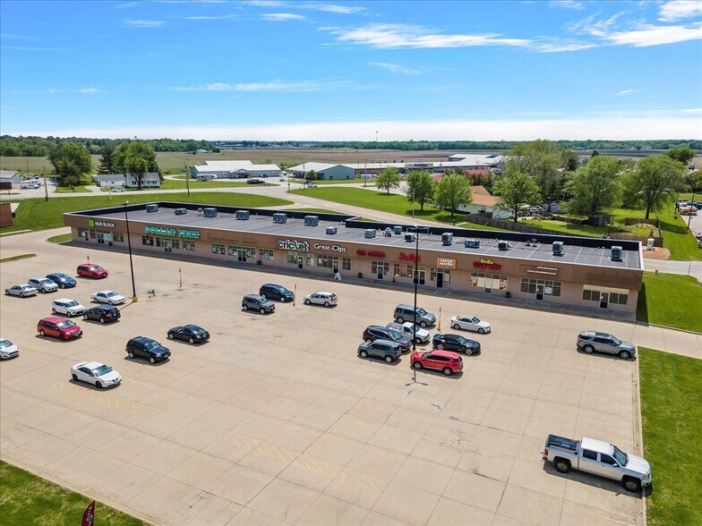 1514-1528 W Springfield Rd, Taylorville, IL à louer - Photo de l’immeuble – Image 1 sur 19