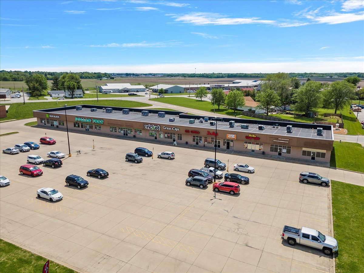 1514-1528 W Springfield Rd, Taylorville, IL à louer Photo principale– Image 1 sur 20