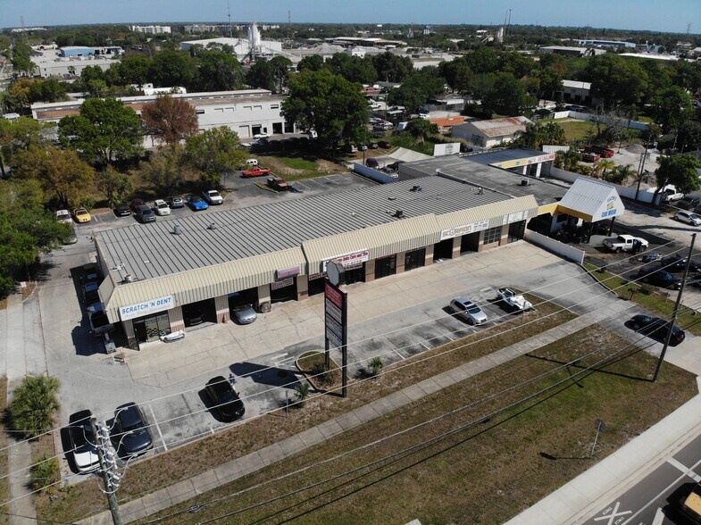 9438 Ulmerton Rd, Largo, FL à louer - Photo de l’immeuble – Image 3 sur 5