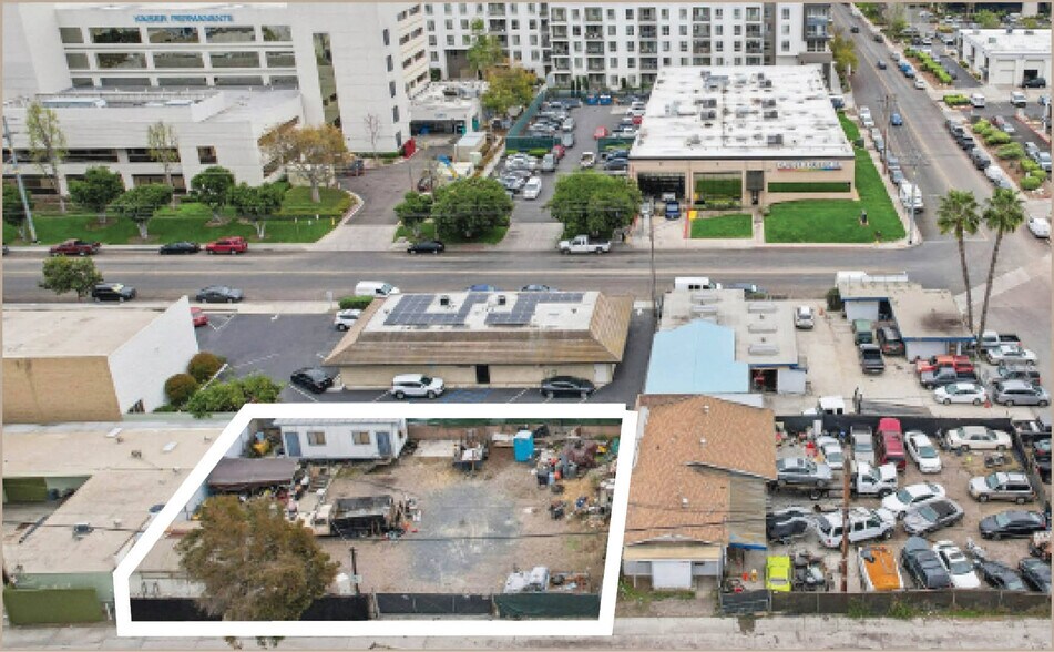 4317 Sheridan Ln, San Diego, CA à vendre - Photo de l’immeuble – Image 2 sur 3