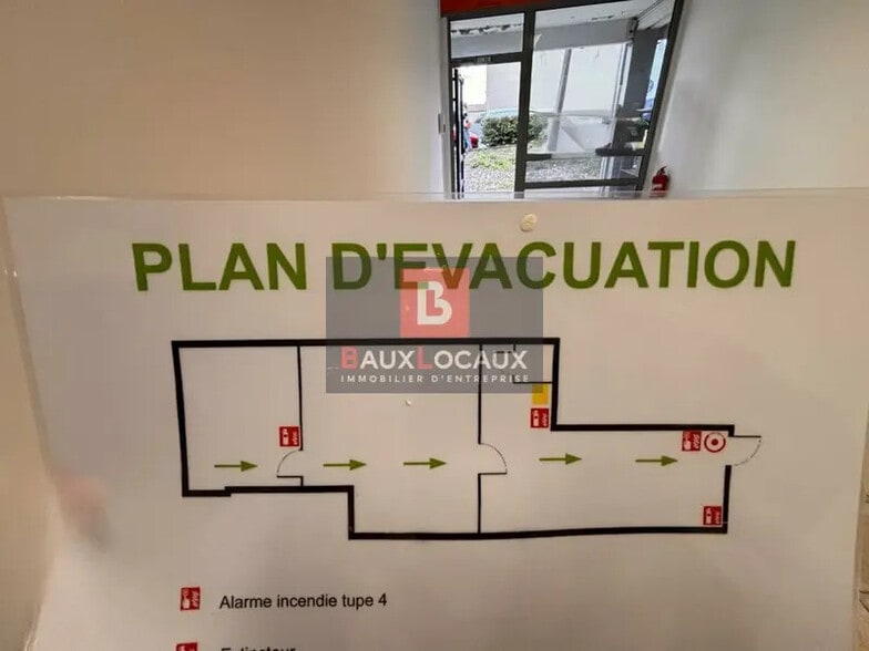 Local commercial dans Les Angles à louer - Plan d’étage – Image 2 sur 6