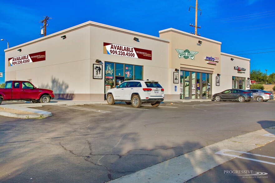 58132 Twentynine Palms Hwy, Yucca Valley, CA à louer - Photo de l’immeuble – Image 3 sur 4