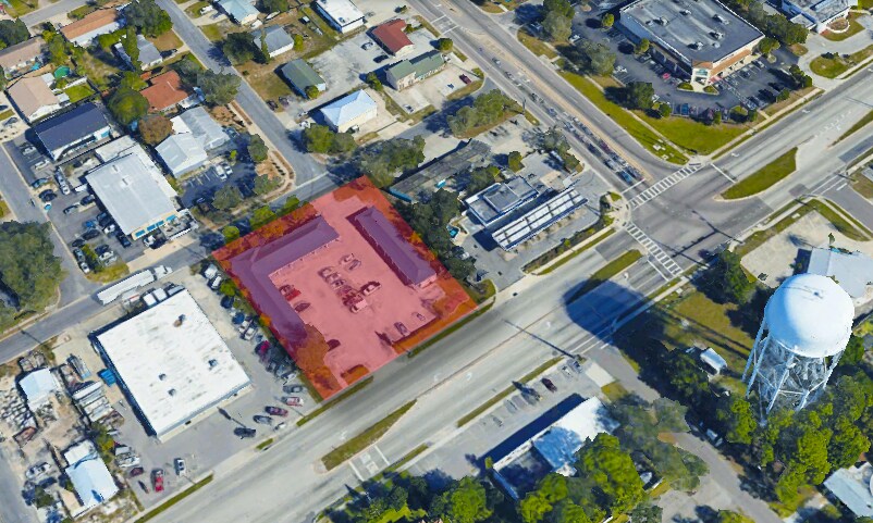 5910 Cortez Rd W, Bradenton, FL à vendre - Photo principale – Image 1 sur 13