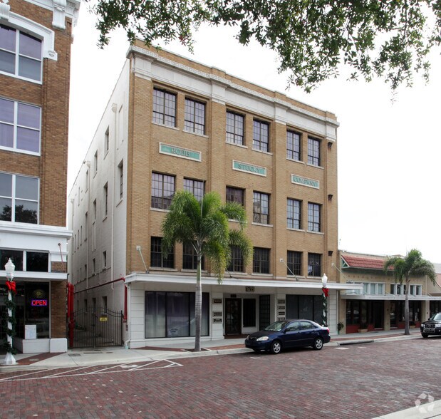 1625 Hendry St, Fort Myers, FL à louer - Photo de l’immeuble – Image 2 sur 3