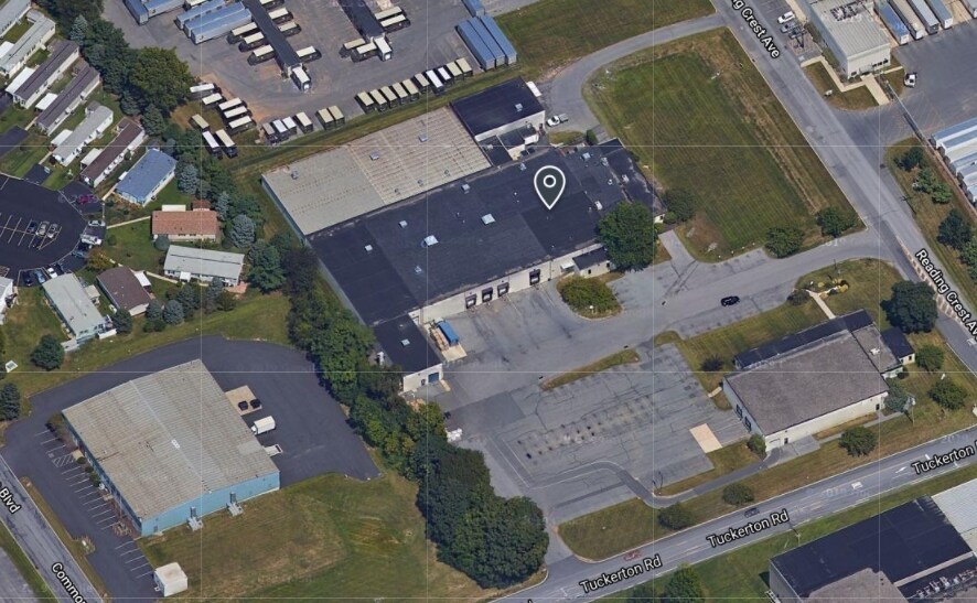 4216 Reading Crest Ave, Reading, PA à vendre - Photo principale – Image 1 sur 2