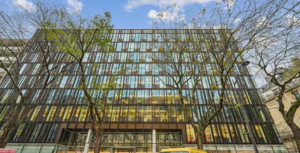 32 Rue Guersant, Paris à louer - Photo de l’immeuble – Image 1 sur 10