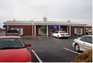 Plus de détails pour 110 N State Road 135, Trafalgar, IN - Local commercial à louer