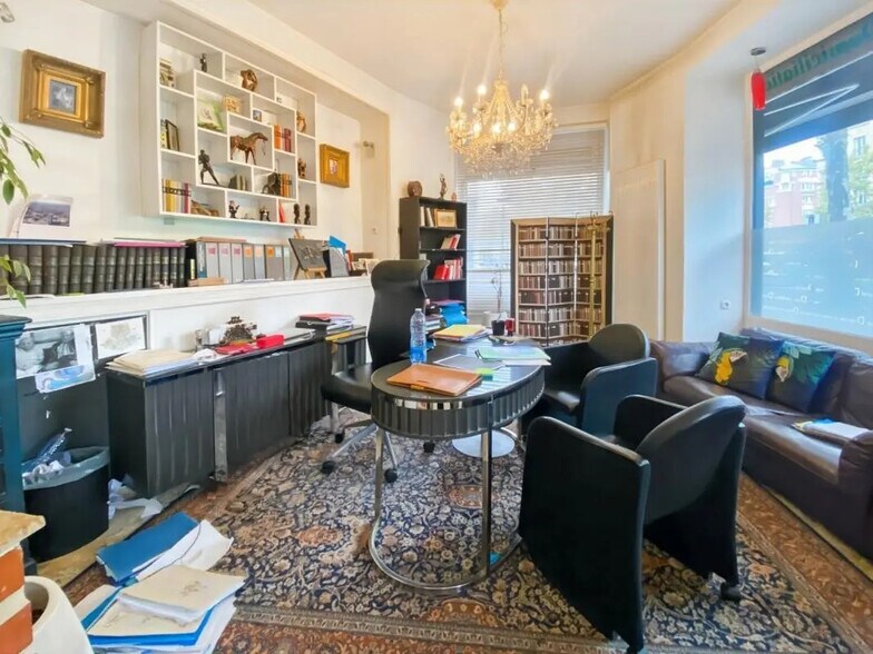 Bureau dans Paris à louer - Photo de l’immeuble – Image 2 sur 6