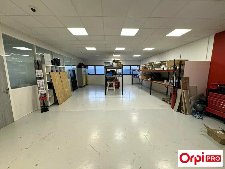 Bureau dans Palaiseau à louer - Photo de l’immeuble – Image 1 sur 8