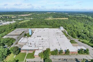 Plus de détails pour 25 Oakland Ave, Chester, NY - Industriel/Logistique à vendre
