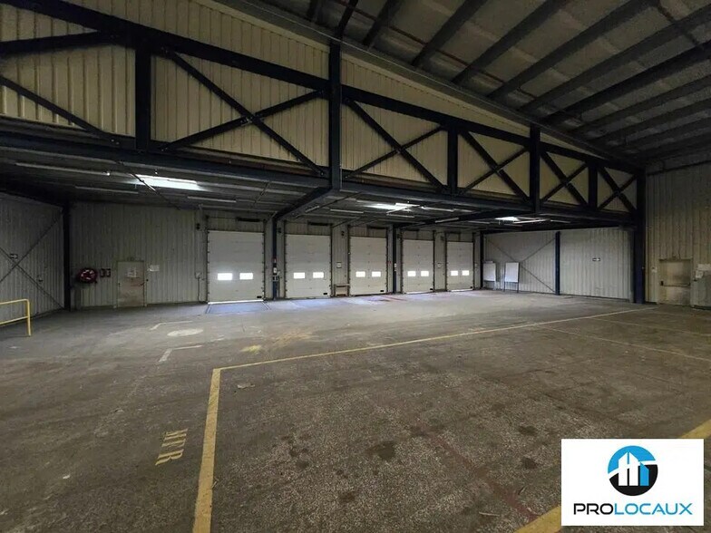 Industriel/Logistique dans Amiens à louer - Photo de l’immeuble – Image 2 sur 4