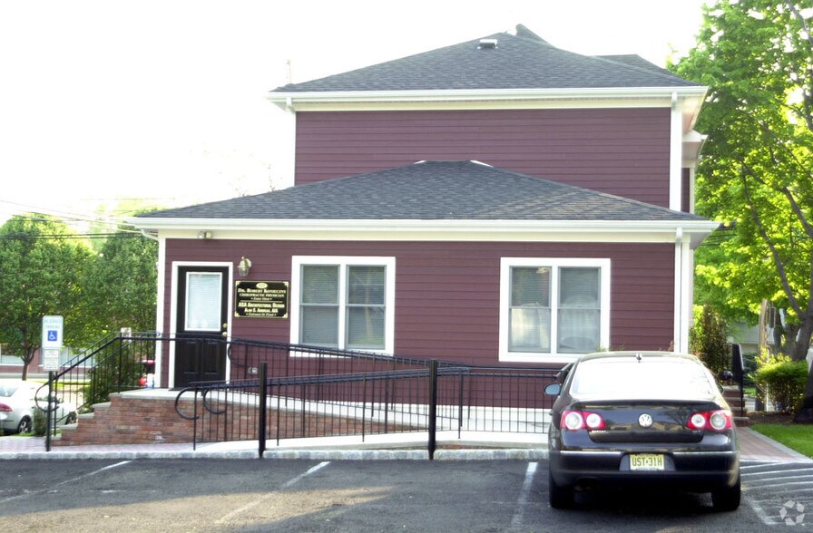 221 Main St, Madison, NJ à louer - Photo de l’immeuble – Image 3 sur 3