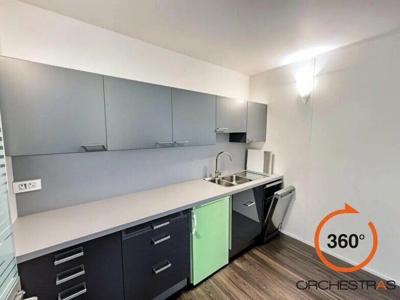 Bureau dans Lognes à louer - Photo de l’immeuble – Image 3 sur 12