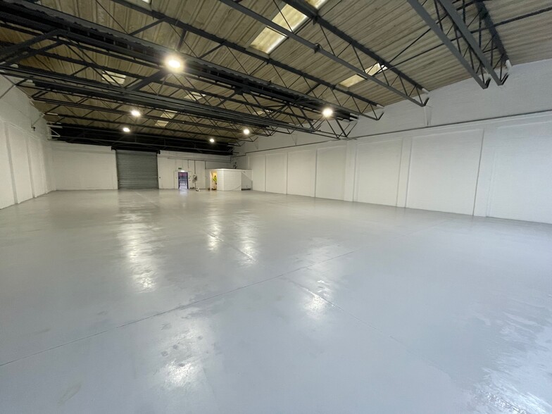 3 Wardpark Rd, Cumbernauld à louer - Photo de l’immeuble – Image 3 sur 12
