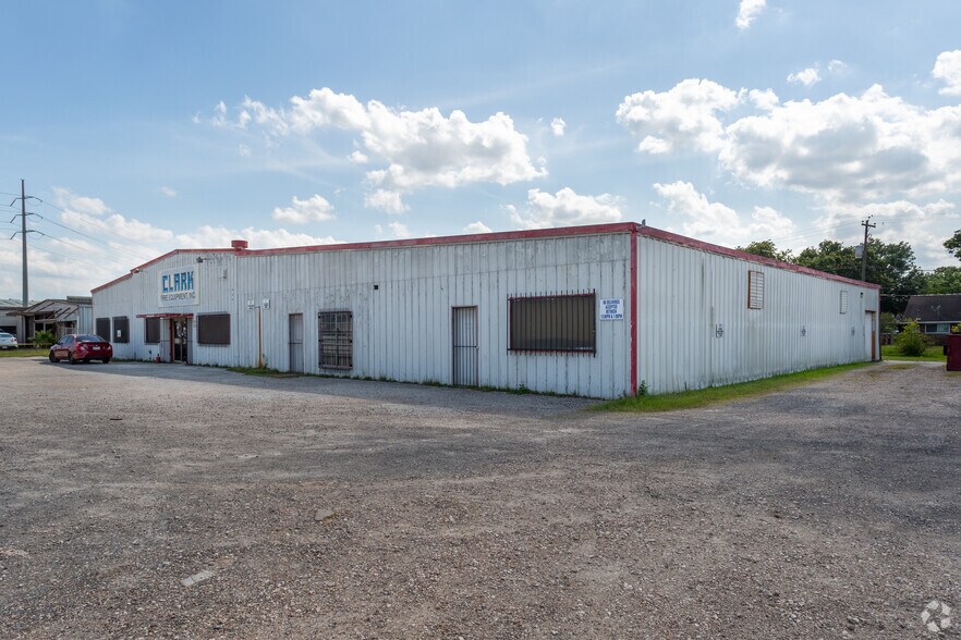 1838 Federal Rd, Houston, TX à vendre - Photo de l’immeuble – Image 2 sur 34