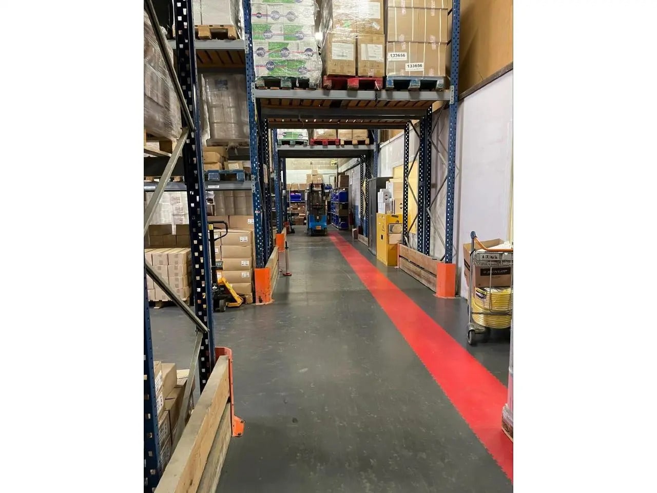 Bureau dans Montreuil à louer Photo de l’immeuble– Image 1 sur 18