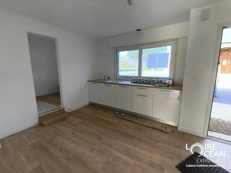 Bureau dans Pont-Saint-Martin à louer - Photo de l’immeuble – Image 3 sur 9
