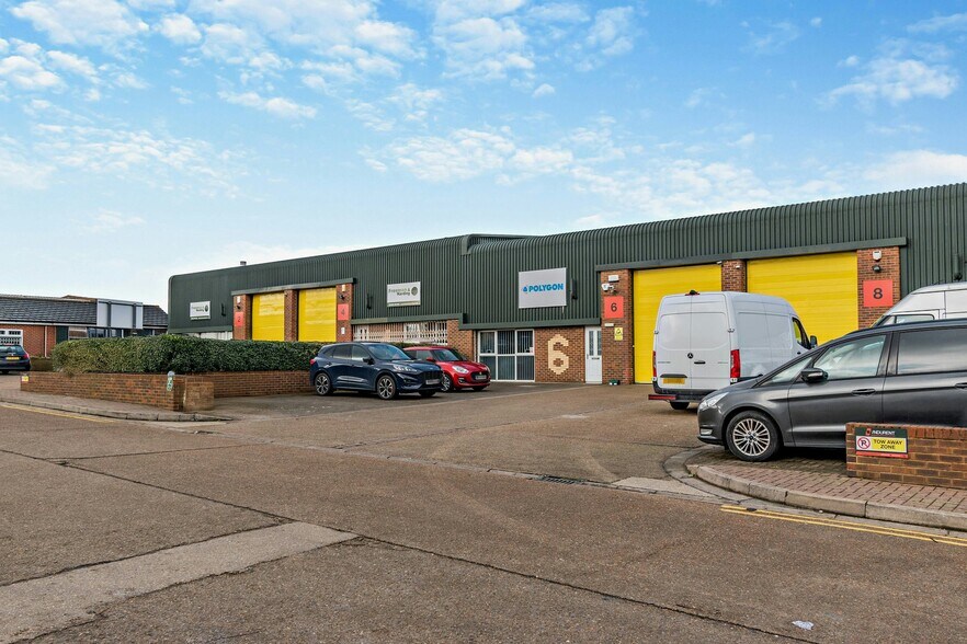 1 Manor Rd, Erith à louer - Photo de l’immeuble – Image 2 sur 7