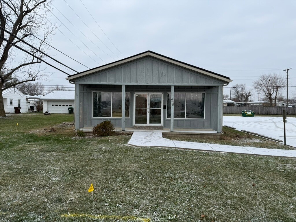 435 N Main St, New Carlisle, OH à vendre Photo de l’immeuble– Image 1 sur 19