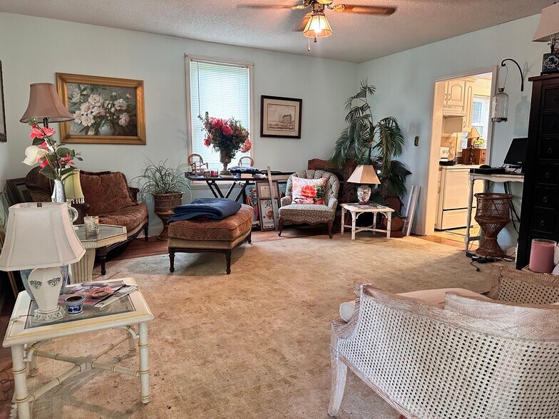 1048 Klondike Rd, State Road, NC à vendre - Photo de l’immeuble – Image 3 sur 45