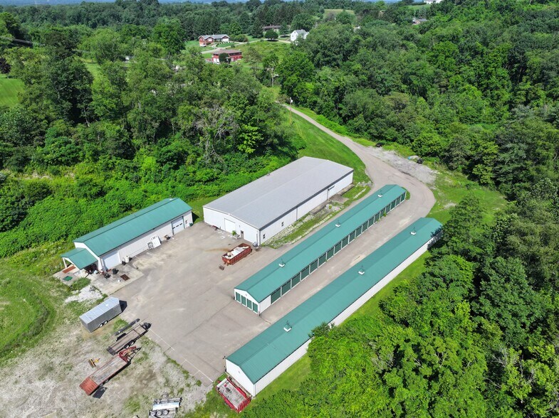 98 Denali Dr, Colliers, WV à louer - Photo de l’immeuble – Image 3 sur 7