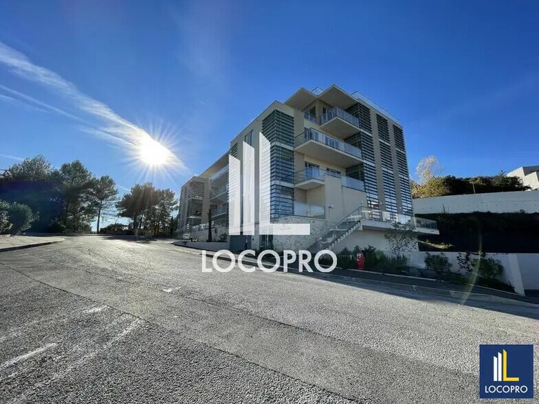 Bureau dans SOPHIA ANTIPOLIS à louer - Photo de l’immeuble – Image 2 sur 9