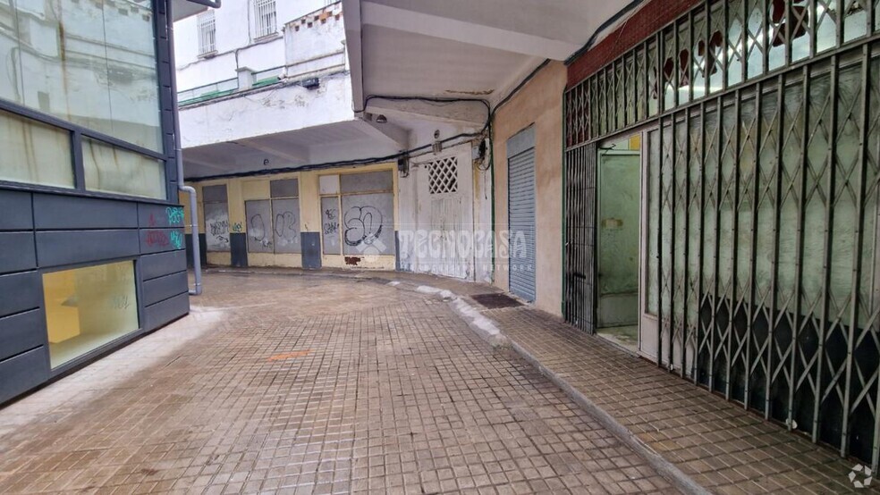Immeuble residentiel dans Madrid, Madrid à vendre - Photo intérieure – Image 1 sur 1