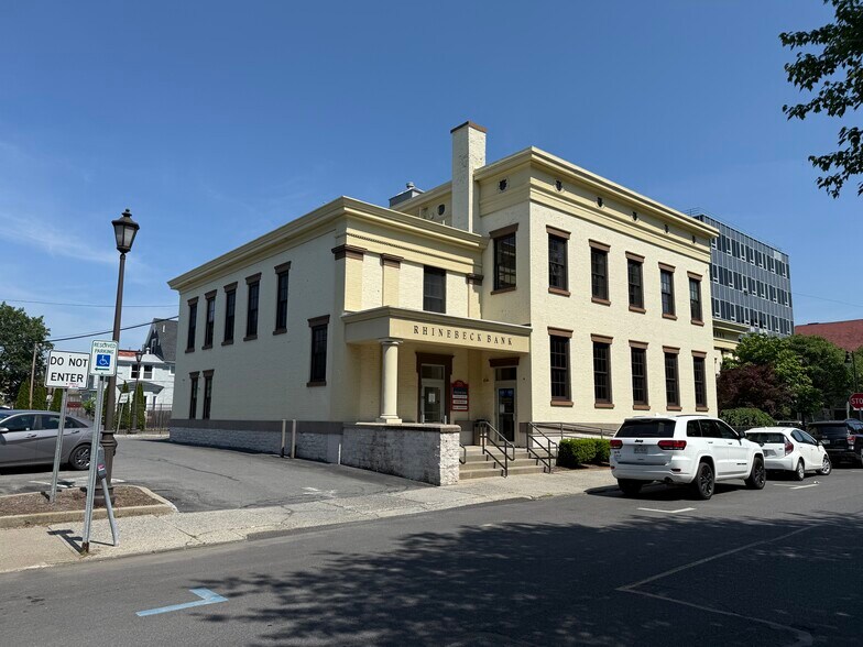27 Main St, Kingston, NY à vendre - Photo de l’immeuble – Image 3 sur 27