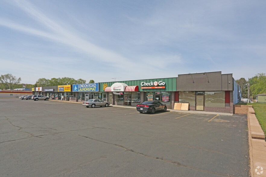 2806 London Rd, Eau Claire, WI à louer - Photo principale – Image 1 sur 5