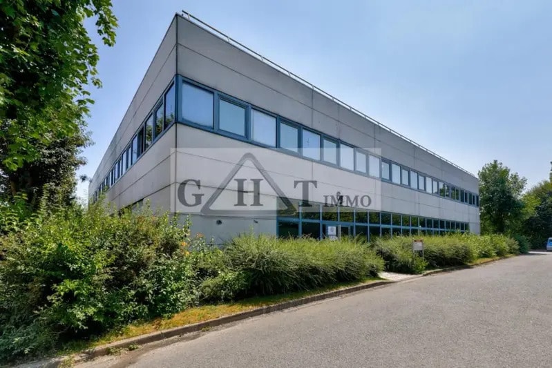 Industriel/Logistique dans Roissy-en-France à louer - Photo de l’immeuble – Image 3 sur 6