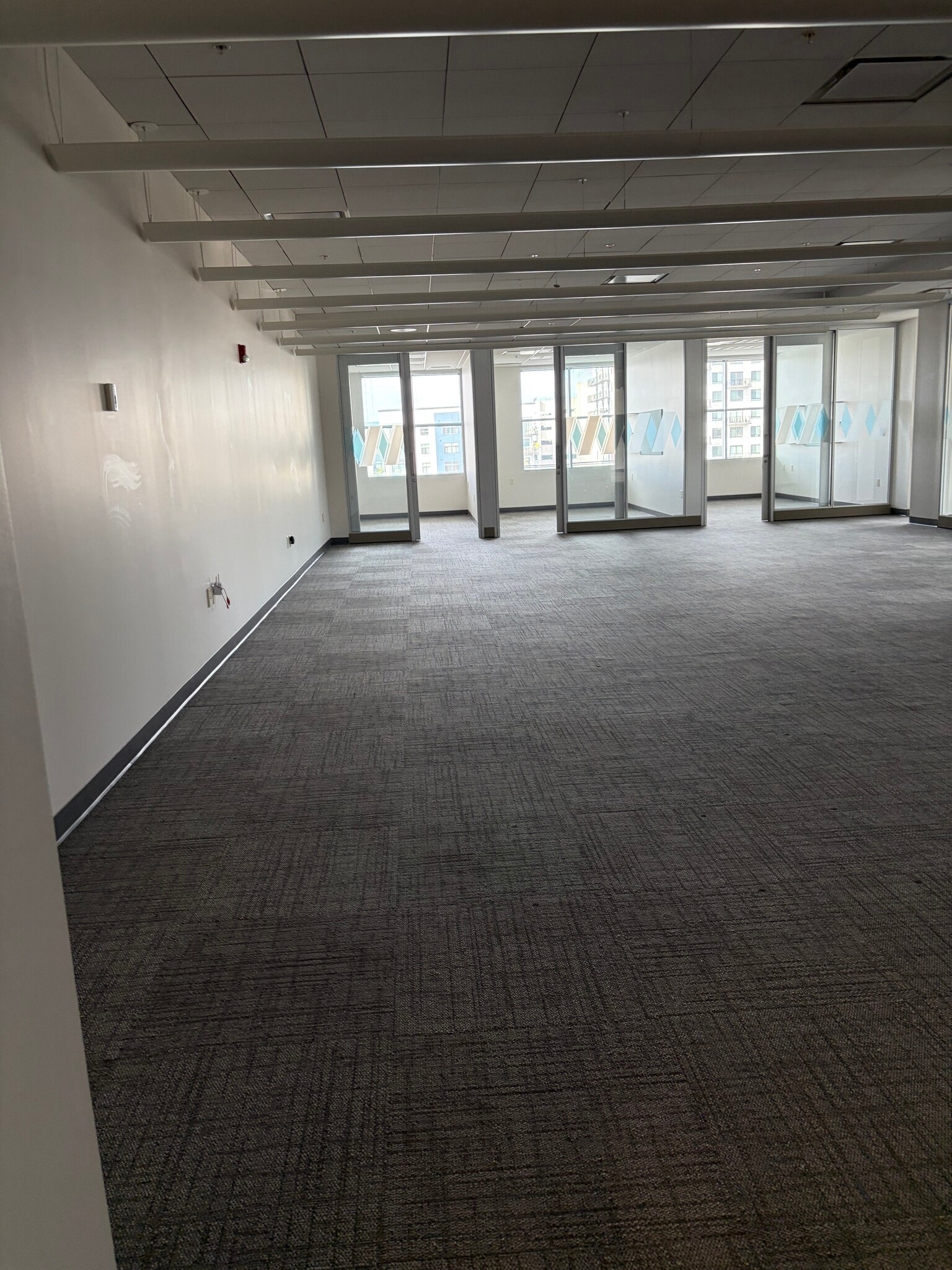 245 Riverside Ave, Jacksonville, FL à louer Photo intérieure– Image 1 sur 8