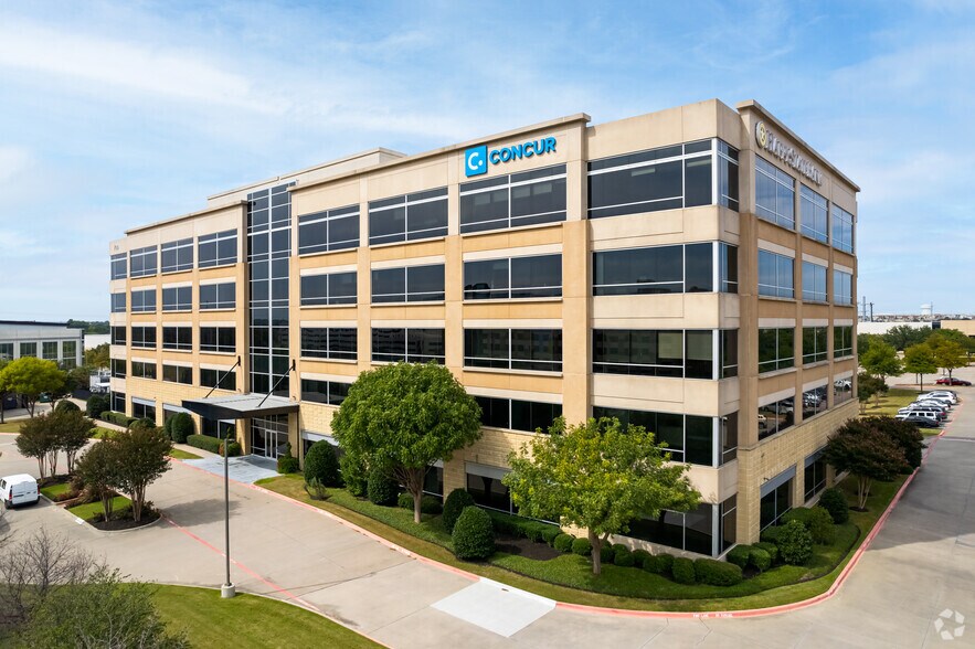 700 Central Expy S, Allen, TX à louer - Photo principale – Image 1 sur 7