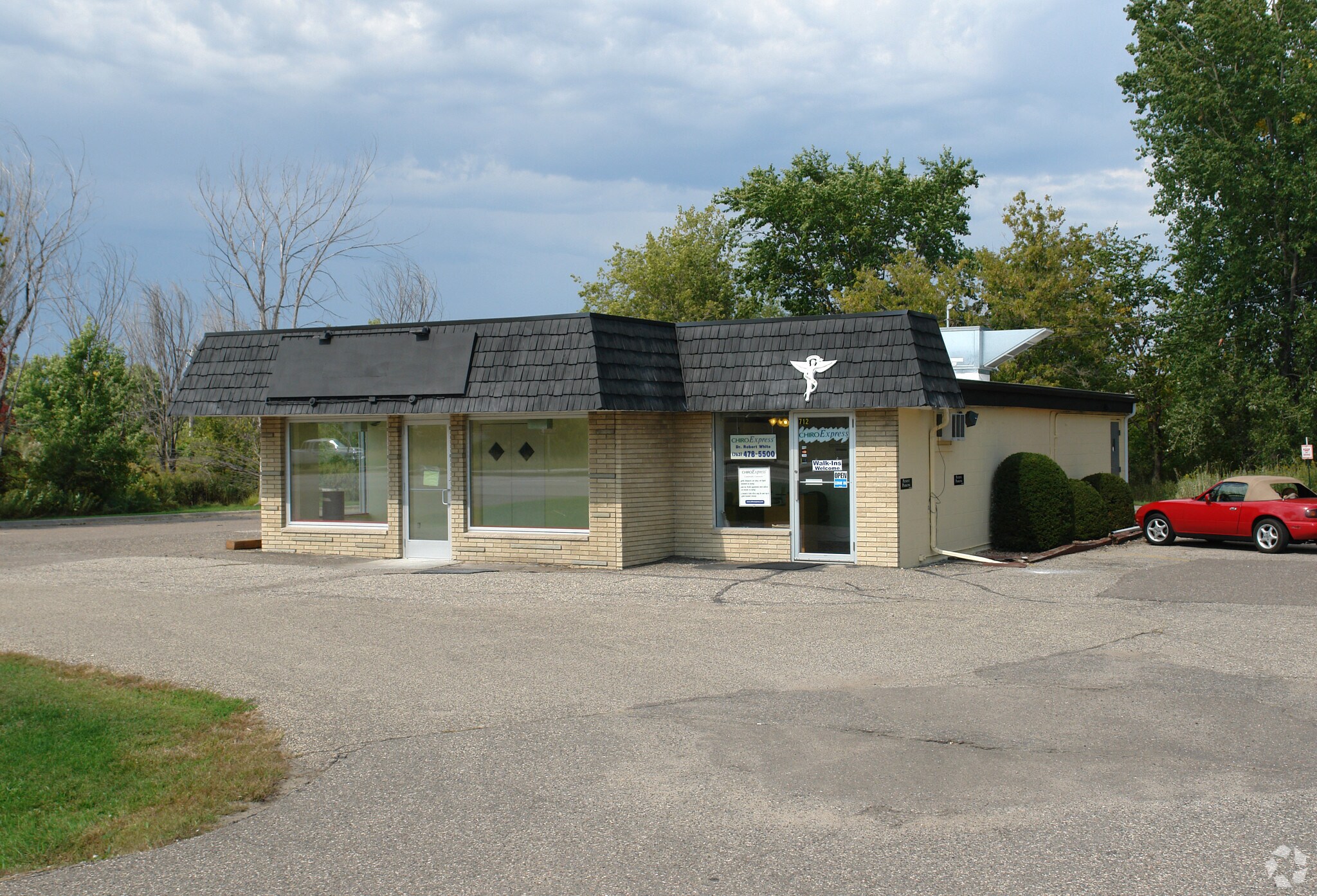 712-714 Highway 55, Medina, MN à vendre Photo principale– Image 1 sur 11