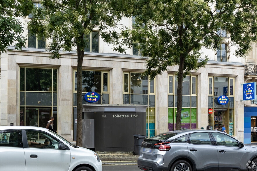 176 Rue Montmartre, Paris à louer - Photo de l’immeuble – Image 3 sur 4