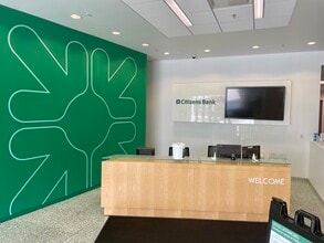 480 Jefferson Blvd, Warwick, RI à vendre Photo intérieure– Image 2 sur 10